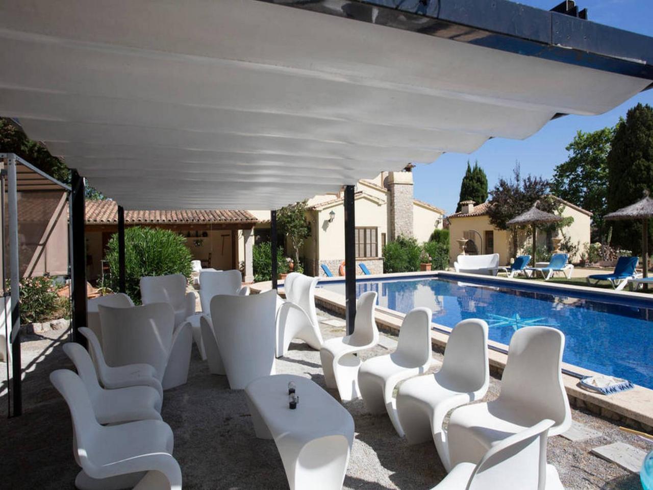 Private Villas Puerto Pollensa For Family Groups, Private Mountain Ideal For Runners, Trailers, Hikers, It Is Approximately 3 Minute Walk From The Beach エクステリア 写真