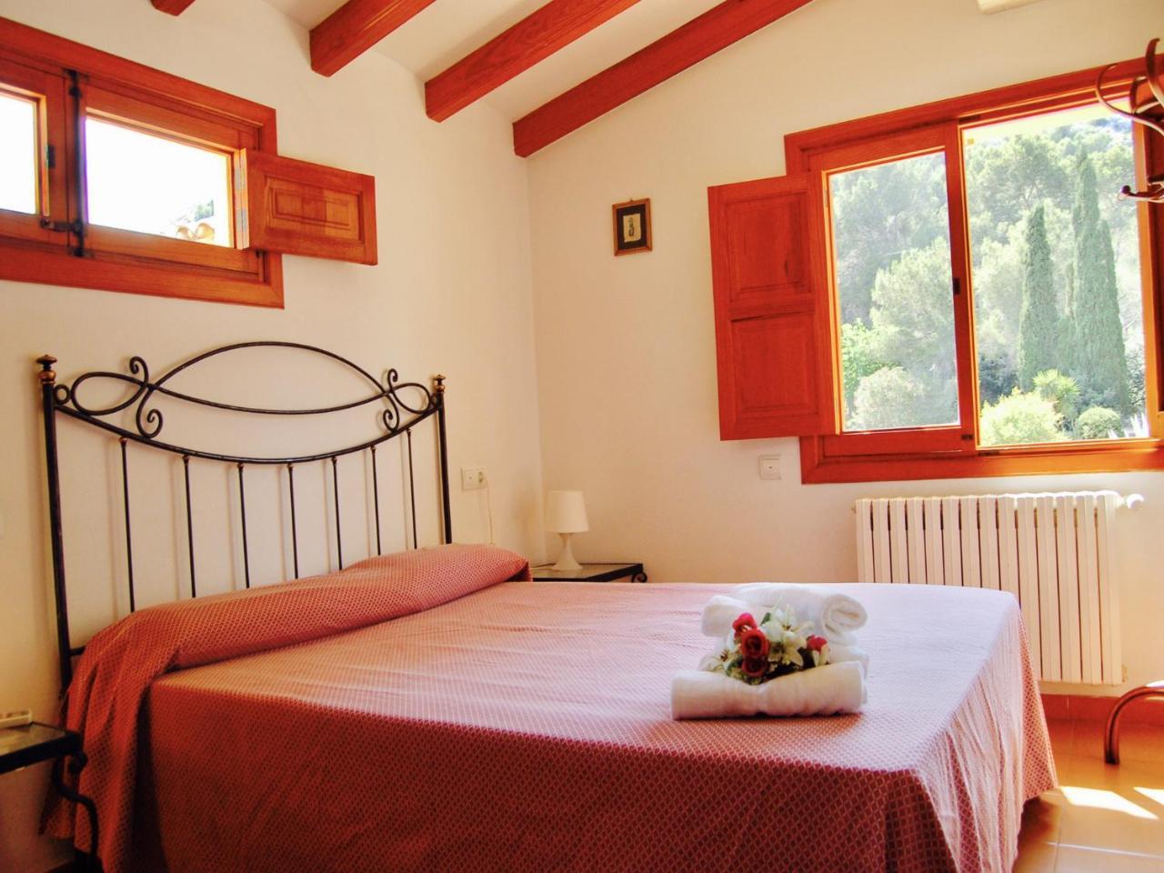 Private Villas Puerto Pollensa For Family Groups, Private Mountain Ideal For Runners, Trailers, Hikers, It Is Approximately 3 Minute Walk From The Beach エクステリア 写真